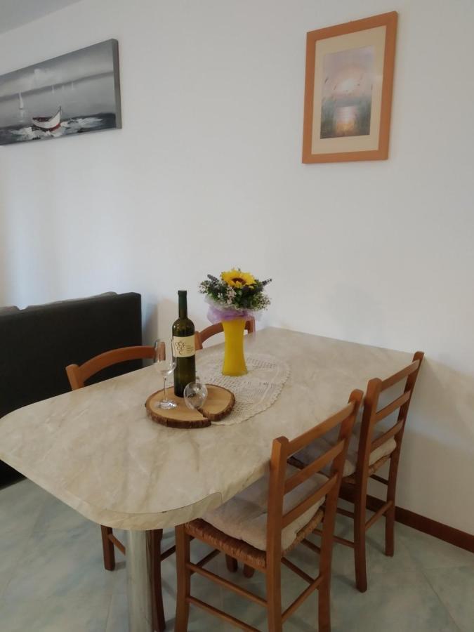 Studio apartman Erika Ližnjan Exteriör bild
