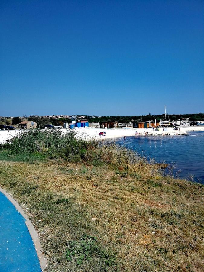 Studio apartman Erika Ližnjan Exteriör bild